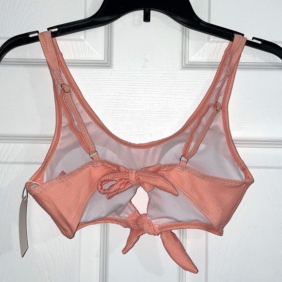 NEW SWIMWEAR | 2 piece Coral - Picture 2 of 7